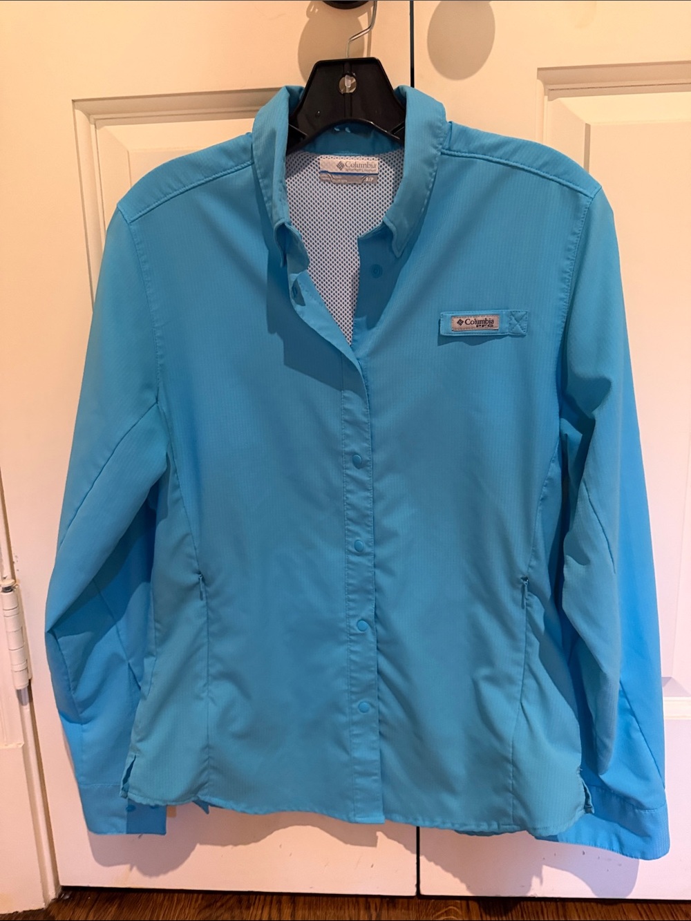 Columbia Women's Aqua Button-Front Performance Shirt